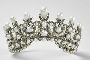 Из Лувра украли, среди прочего, украшения императрицы Евгении – жены Наполеона III