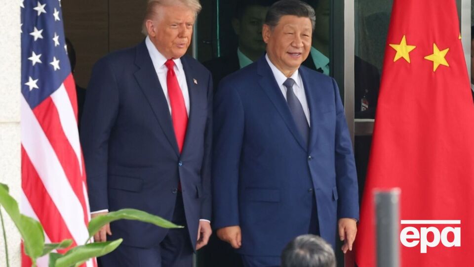 Трамп побажав "божого благословення" Китаю і США