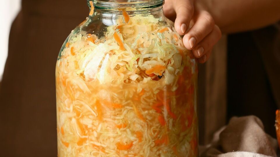 Для капусты понадобится одна морковка