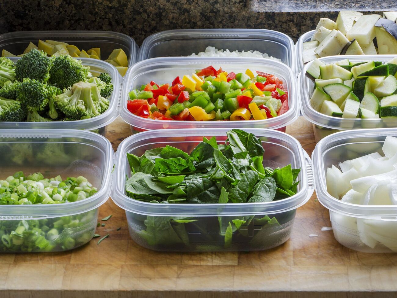 Пластиковые контейнеры следует использовать с осторожностью