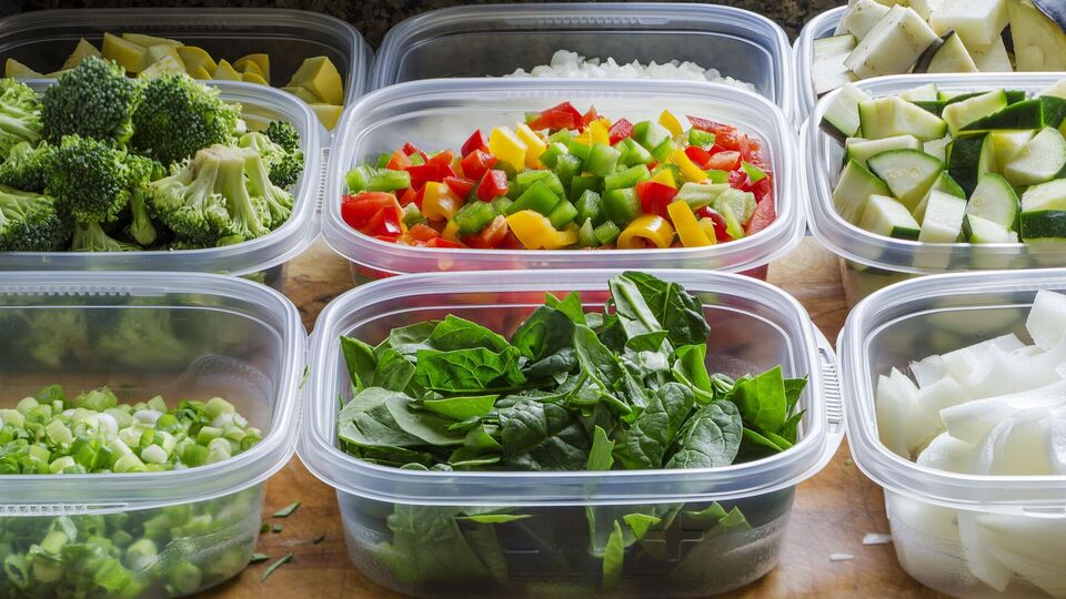 Пластикові контейнери треба використовувати з обережністю