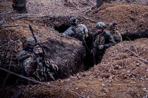 ВСУ "уверенно держат" позиции под Мирноградом, утверждают в Генштабе ВСУ