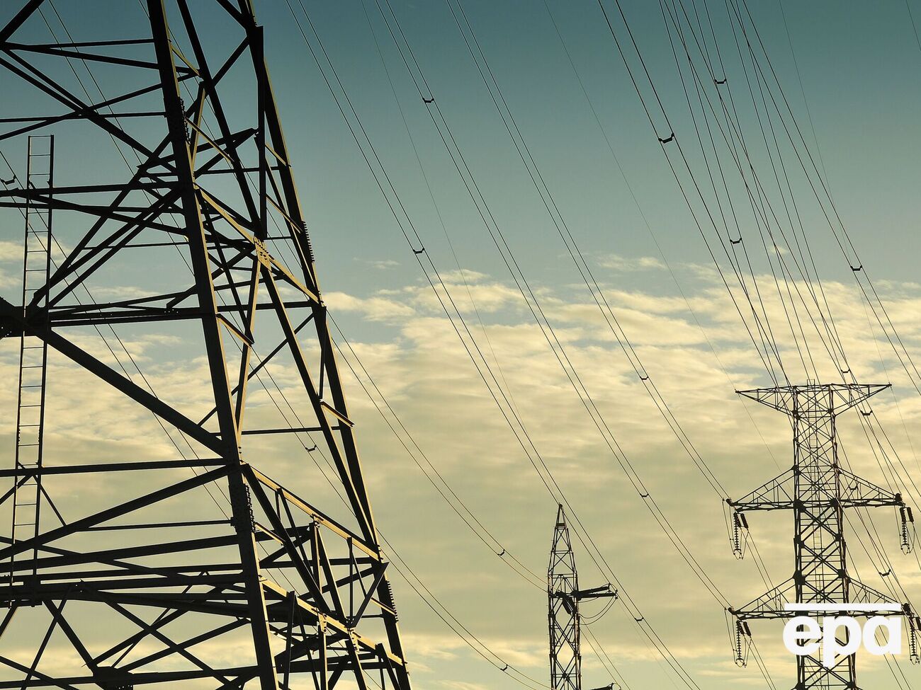 Эксперты отмечают, что отключения света в Украине будут длительными