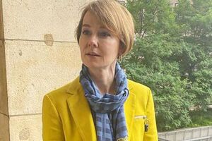 Стопки денег на фото НАБУ – это капля в море кэша от энергетики