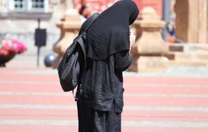 Арешт спортсменки обґрунтували як "недотримання публічного дрескоду під час публічного виступу"