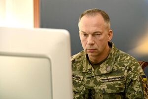 Загалом, за словами головкома, в Україні розміщено 700 тис. російських окупантів