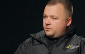 Обыски по делу продолжаются, указал Абакумов