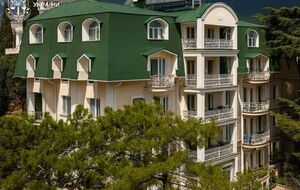 По данным следствия, мужчина после незаконной аннексии Крыма перерегистрировал предприятие по российскому законодательству, признав юрисдикцию РФ