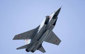 ФСБ заявила, что ГУР МО якобы пыталось завербовать члена экипажа российского МиГ-31