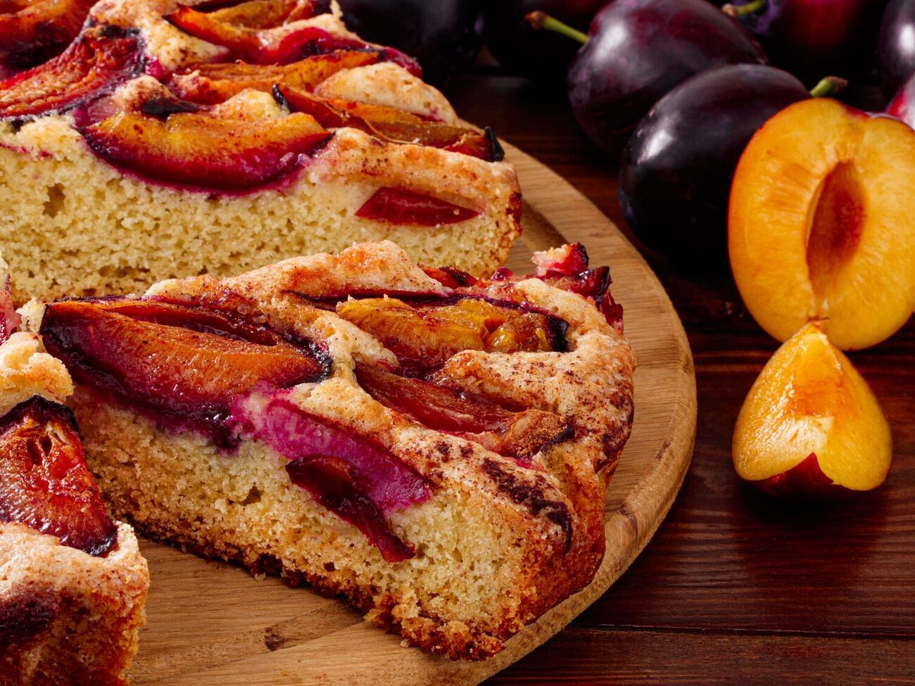 Сливовый пирог имеет необыкновенный аромат