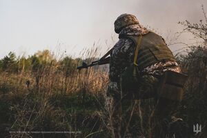 Пытаясь продвинуться, противник несет большие потери, отмечают военные