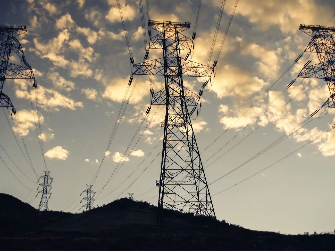 "Полтаваоблэнерго" не называет сроки, когда сможет возобновить свою работу