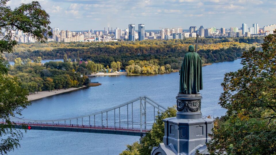 Подрядчику за работы, не требующие выполнения, уплатили более 1,7 млн грн