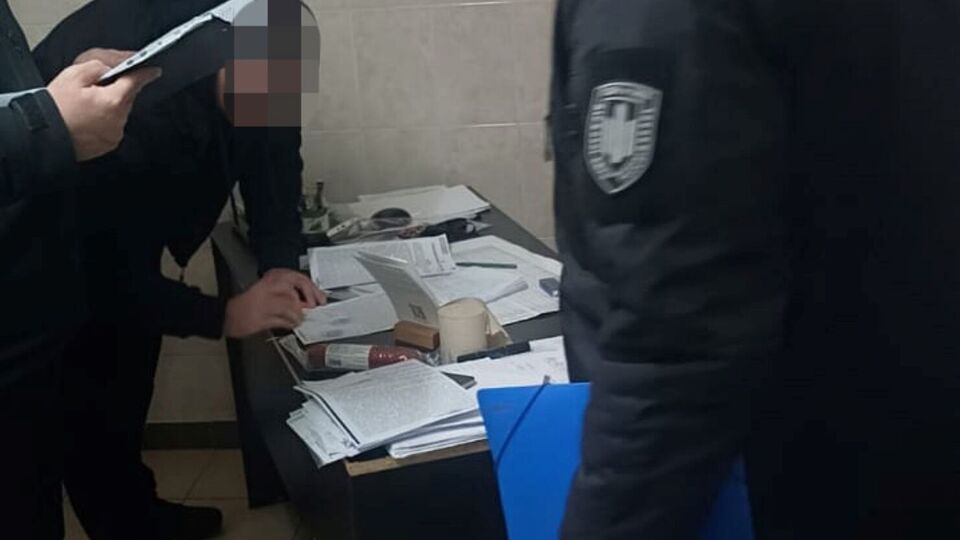 Правоохранители изъяли 600 кг мяса, 80 кг рыбы, 60 кг колбасы, 110 кг сыра, 12 кг масла и другие продукты