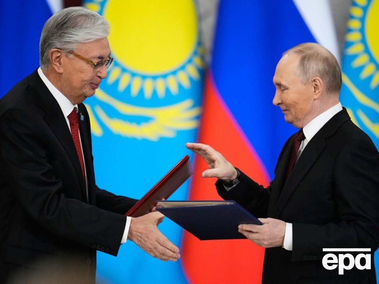 Путін і Токаєв підписали декларацію про стратегічне союзництво РФ і Казахстану