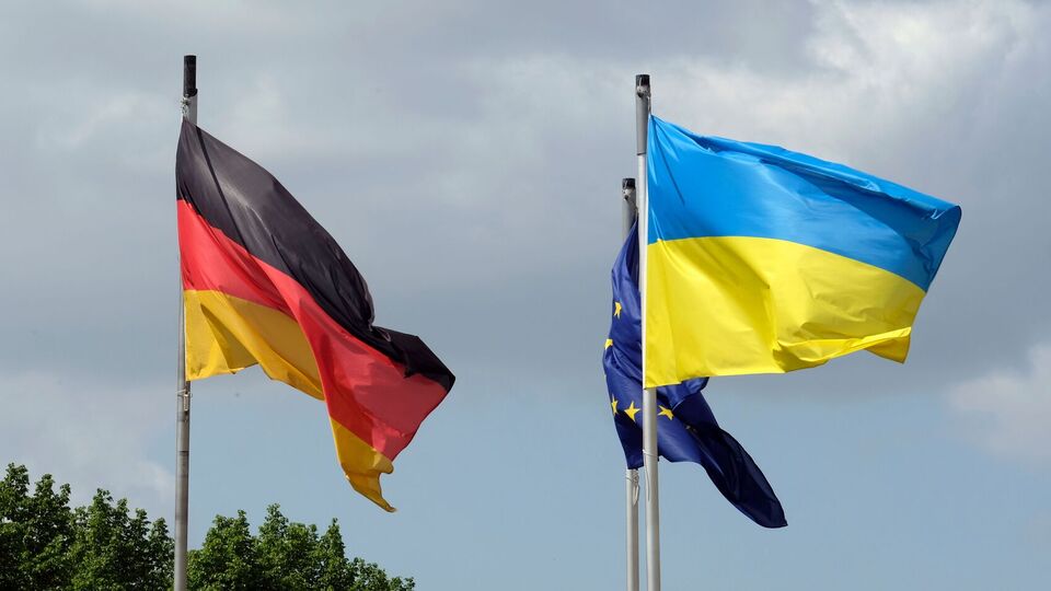 В правительстве Германии убеждены, что Украина способна самостоятельно разобраться с коррупционным скандалом в "Энергоатоме"