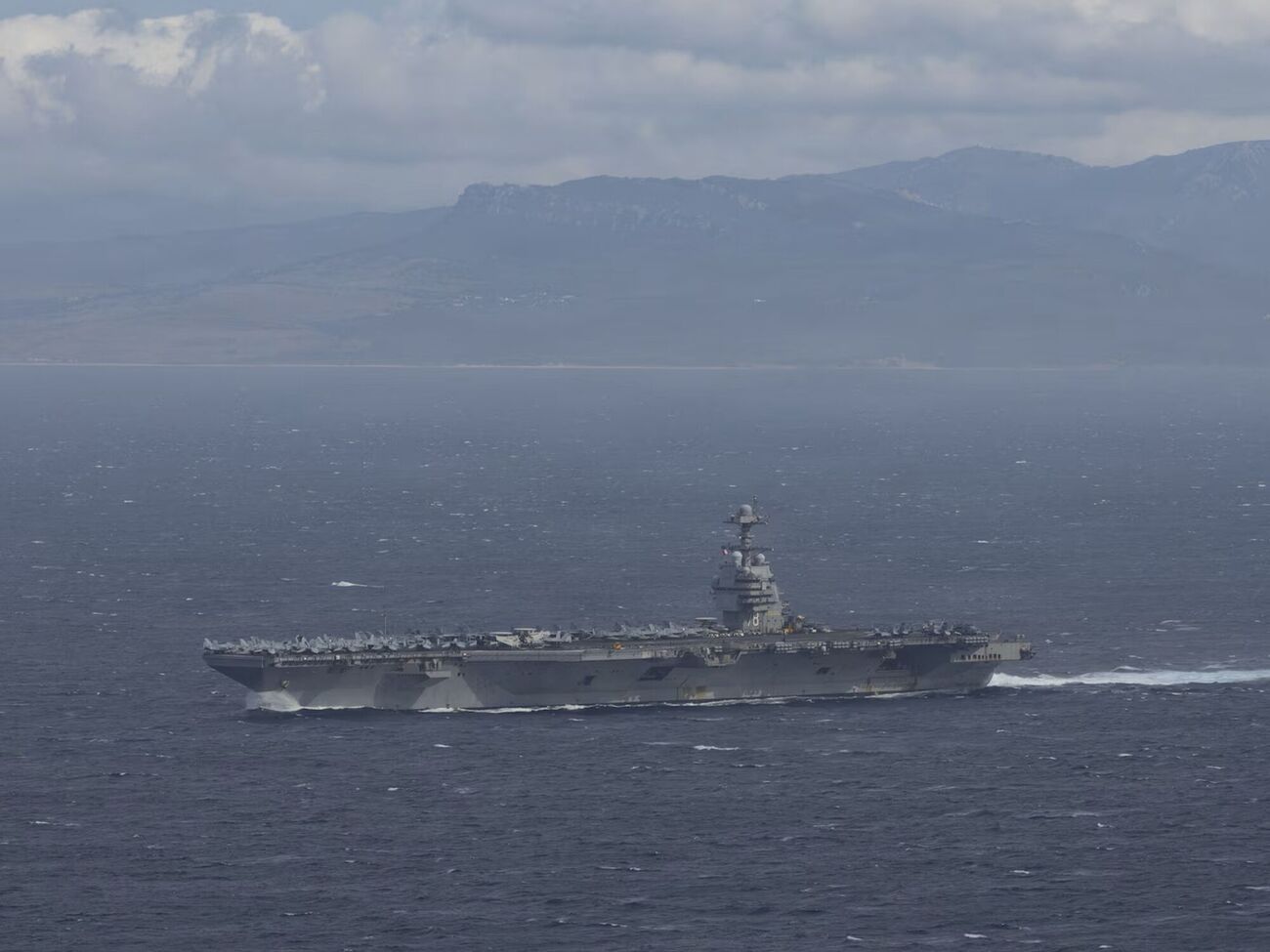 США наращивают силы в Карибском регионе