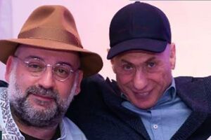 Цукерман (на фото праворуч) відмовився називати місце свого перебування