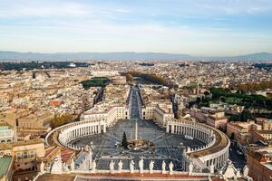 Омон заявляла, что в откровениях говорилось о необходимости построить 738-метровый крест