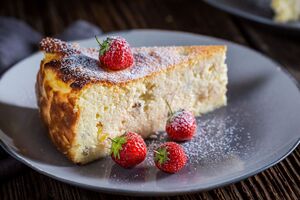 Запіканку можна подавати з ягодами