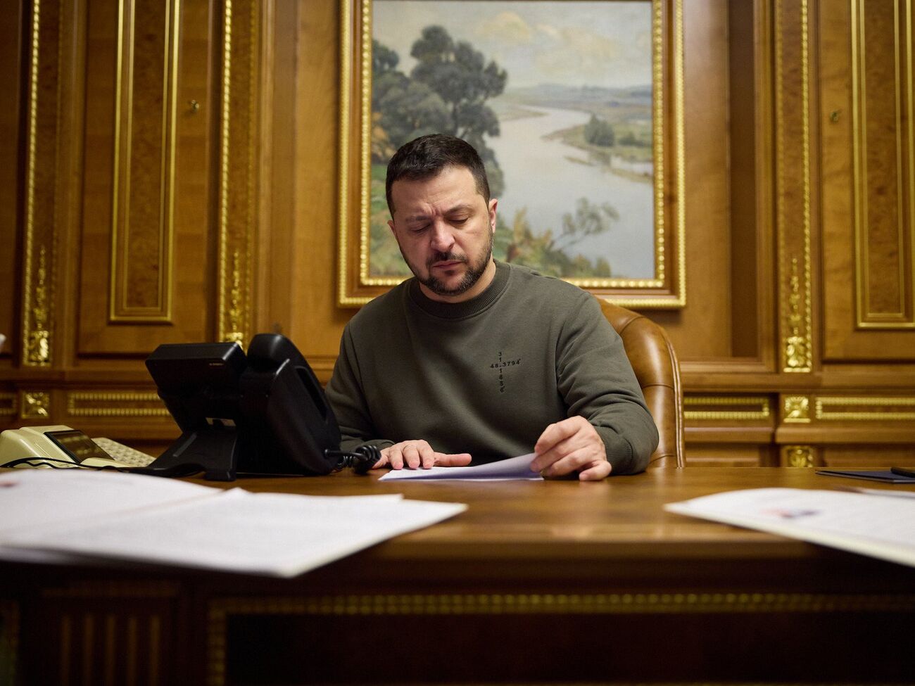 Санкції проти двох фігурантів корупційної справи Зеленський обіцяв напередодні