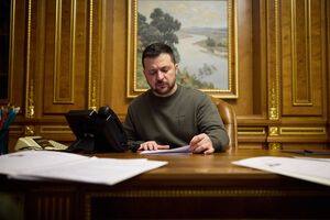 Санкції проти двох фігурантів корупційної справи Зеленський обіцяв напередодні