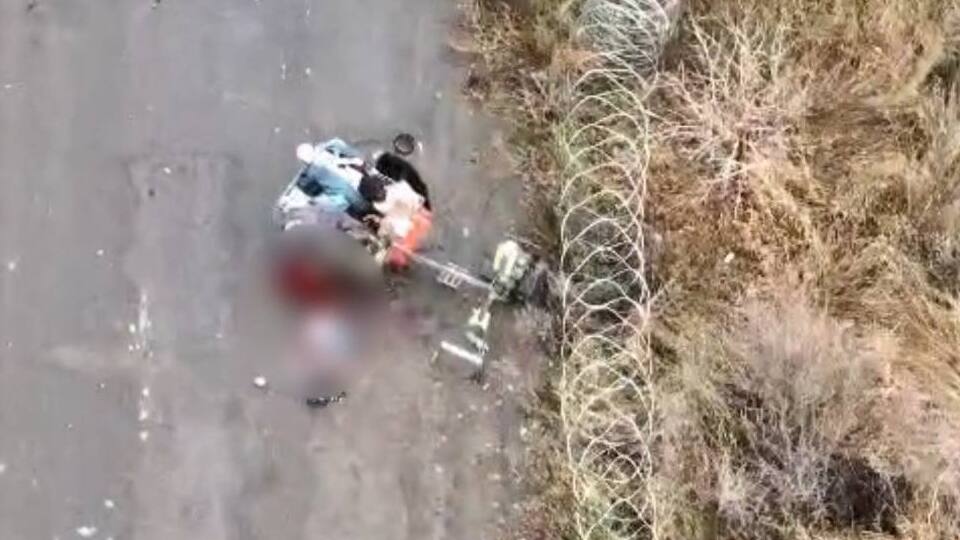 Прокуратура показала фото с места обстрела