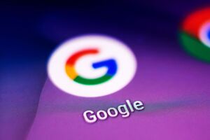 Google знайшла понад 100 фальшивих сайтів, які, ймовірно, використовували її логотип для обману людей і викрадення паролів або номерів кредитних карток