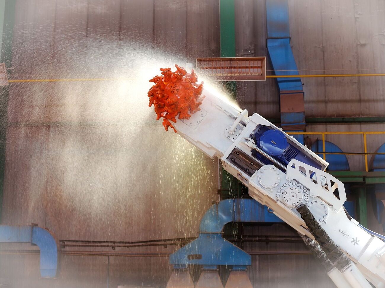 С начала года изготовлено 2 млн запчастей и комплектующих, отчиталась компания