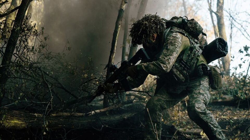 В Покровске и его окрестностях эффективно действуют украинские защитники, отметил главком ВСУ