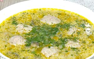 Після приготування суп має настоятися під кришкою приблизно 10 хвилин