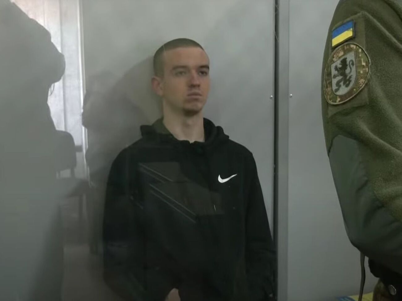 За словами свідка, Зінченко й нібито справжній убивця відрізняються, зокрема, зростом і розміром очей