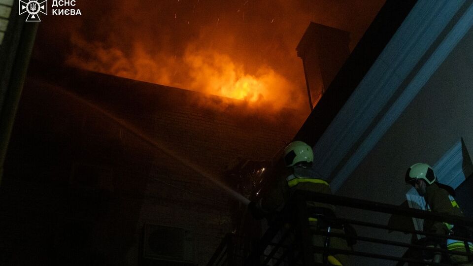 У Подільському районі зафіксовано пожежу