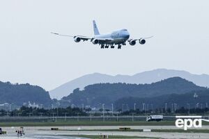 Деякі борти були змушені кружляти поблизу аеропортів