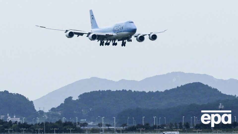 Некоторые борта были вынуждены кружить вблизи аэропортов