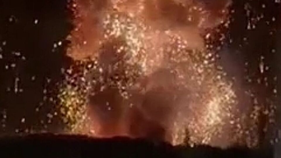 Предварительно, под удар попали нефтебаза и позиция российской ПВО