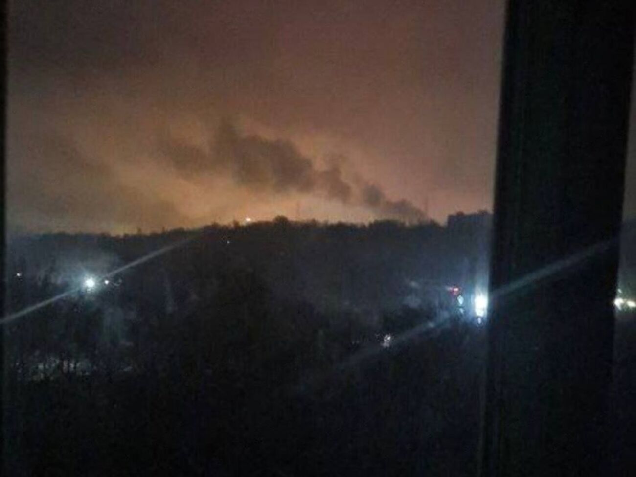 Український моніторинговий канал Exilenova+ стверджує, що після атаки в Саратові в ніч на 14 листопада виникла пожежа