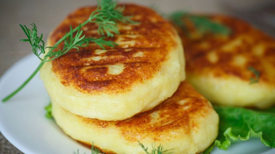 Страву подають теплою