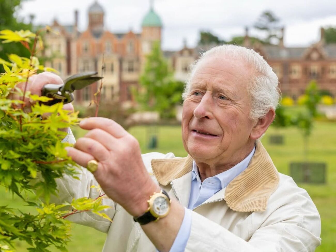 Чарльз III унаследовал трон три года назад после смерти матери