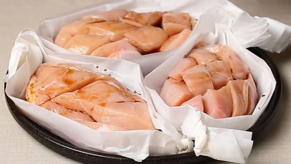 Выпекайте филе в разогретой духовке 40 минут при 180 °C