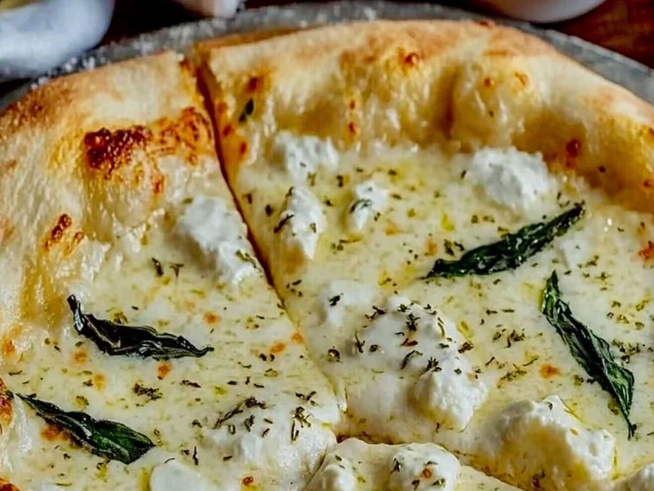 Для этой пиццы не нужен соус