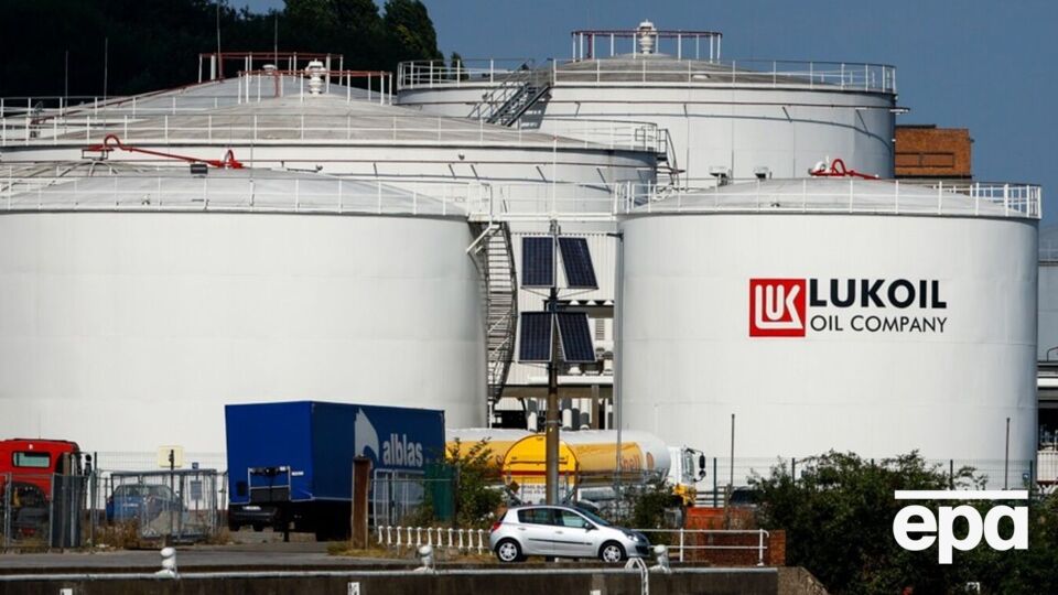 Інтерес до портфеля "Лукойлу" зріс останніми днями, повідомляє Bloomberg