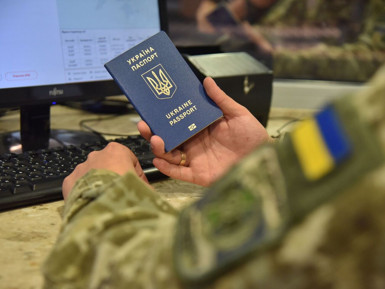 Депутаты хотят не выпускать забронированных, которые не обновили данные