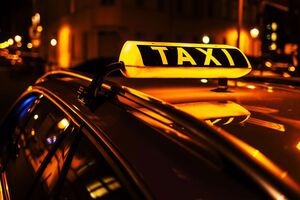 Міндіч перетнув кордон уночі, пишуть "Схеми"