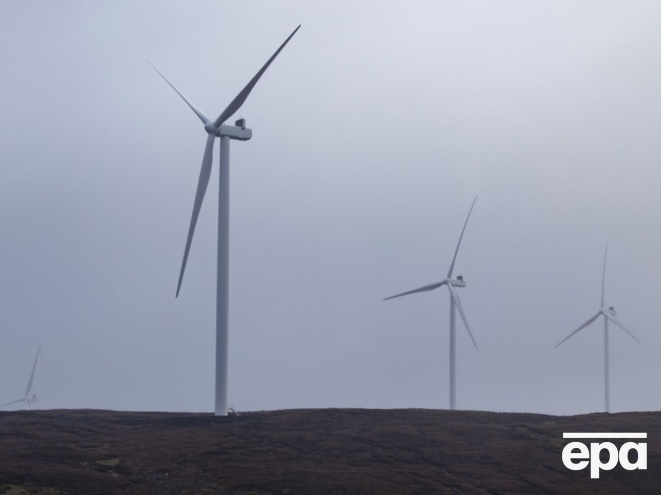 Трамп осудил переход британцев на возобновляемую энергию