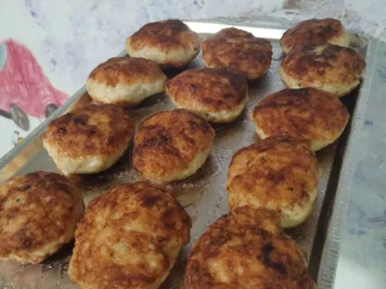 Панировочные сухари нужно добавить в фарш