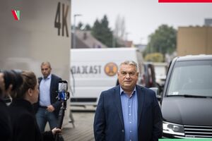 Орбан выступил на антивоенном митинге в Венгрии
