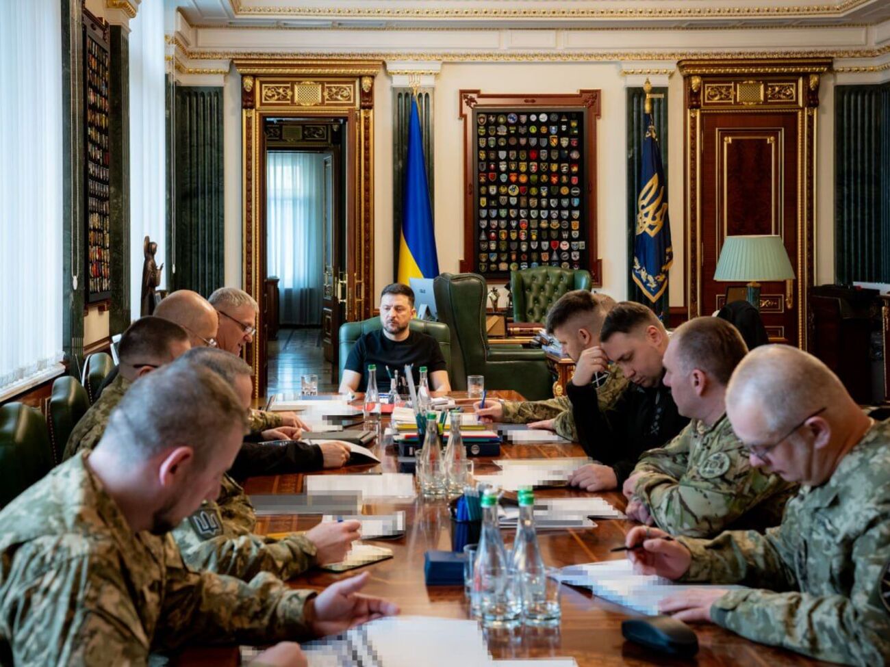 Зеленский провел встречу с главными руководителями сферы обороны и безопасности Украины