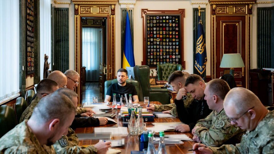 Зеленский провел встречу с главными руководителями сферы обороны и безопасности Украины