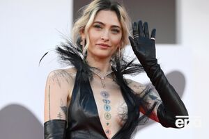 Джексон подчеркнула, что наркотики разрушали ее жизнь